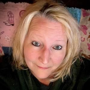 Meet your Posher, Charlene